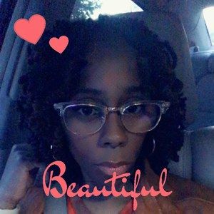 Meet your Posher, Nikki